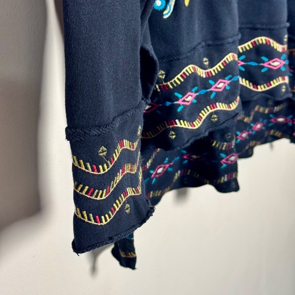 Johnny Was Kaira Hi-Lo Long Sleeve Embroidered Black Pullover Sz M - Picture 7 of 12